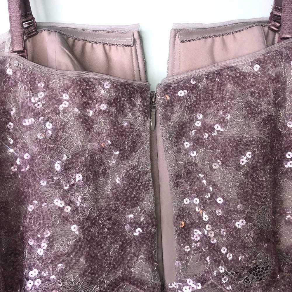 NWT BCBGMaxAzria Kate Dress in Lilac Mauve, Size 8 - Picture 8 of 10